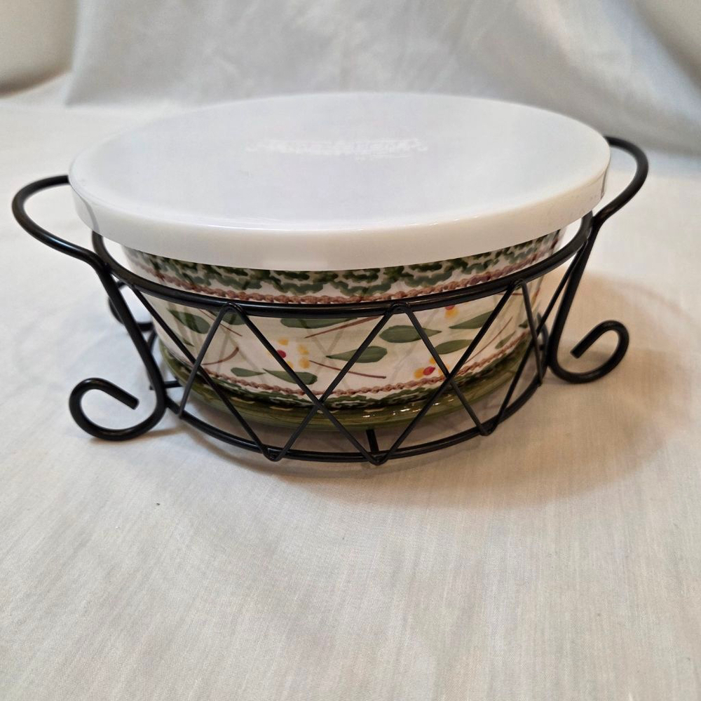 Temp-tations Old World Green Cream 1.5QT Serveware Bowl w/ Lid, Stand & trivet - Picture 2 of 9